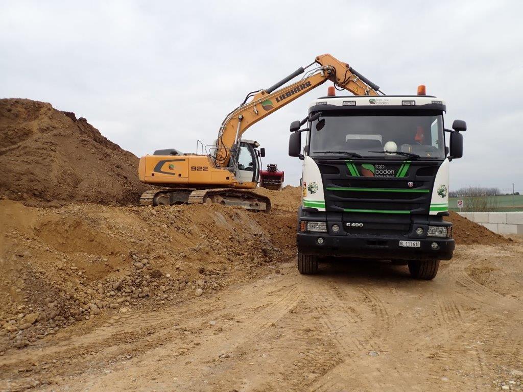 top boden erde lieferung baustelle sand basel und baselland.jpg